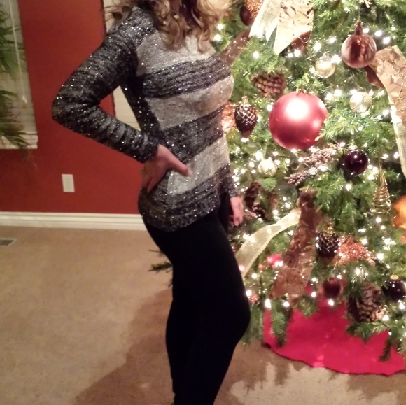 The Limited Black and Gray Sparkle Sweater - Picture 4 of 5